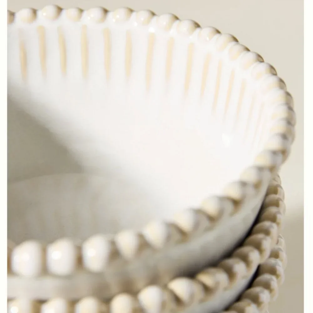 Pearl Design Cream Bowls - Picture 2 of 4